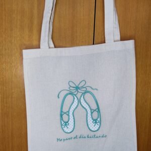 Tote bag "Me paso el día bailando"